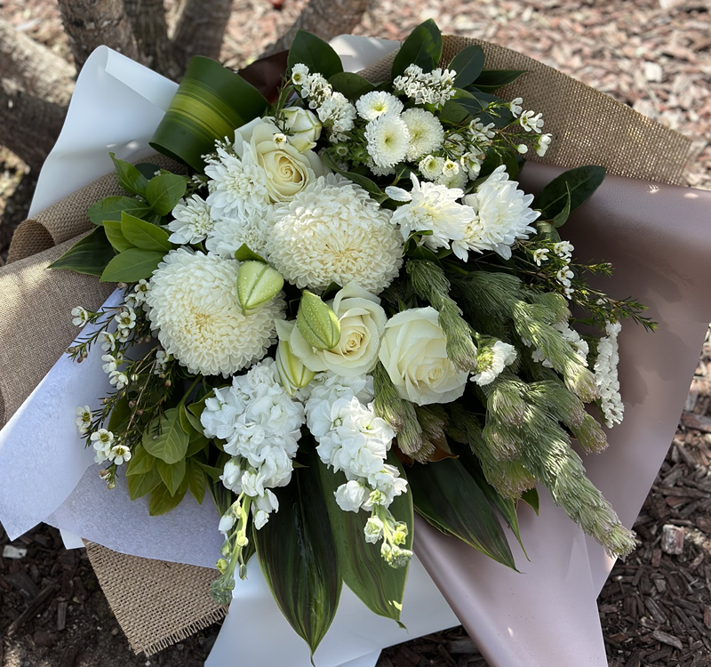 Classic White Bouquet-B66