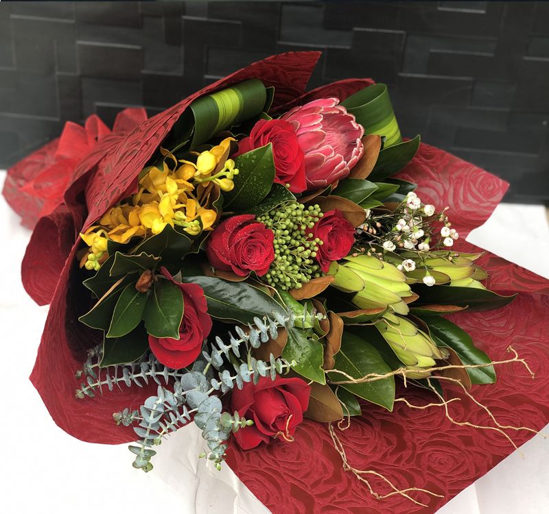 Orient Express Red Bouquet – B48