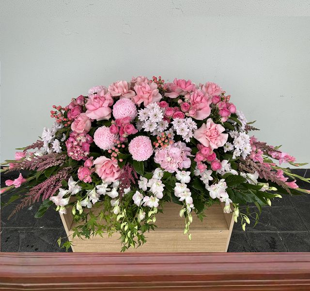 Pastel Pink Premium Casket Spray – CF55